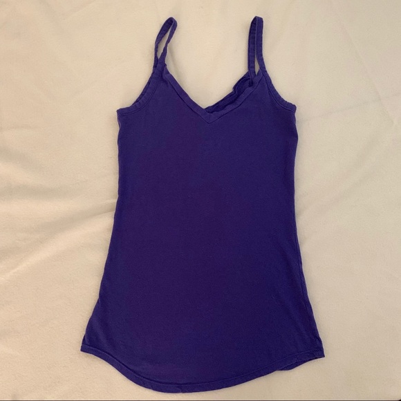 Vintage OP | Set of 2 V-neck Tanks - Picture 5 of 7